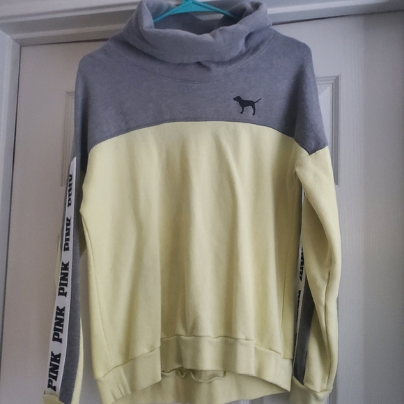 Victoria secret pink jacket - Picture 1 of 6